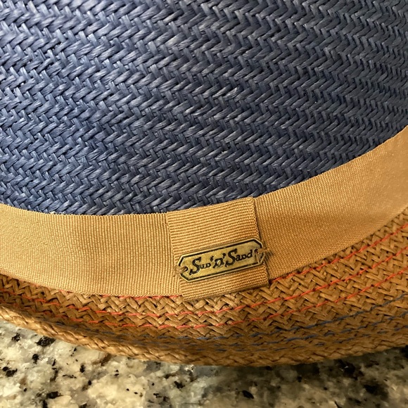 Sun and sand men’s hat - Picture 2 of 7